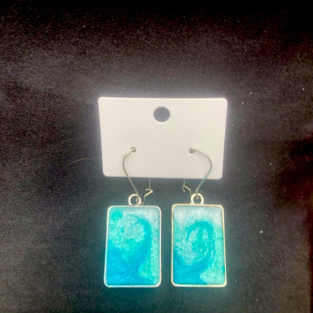Item #1024-046 - Ocean Waves